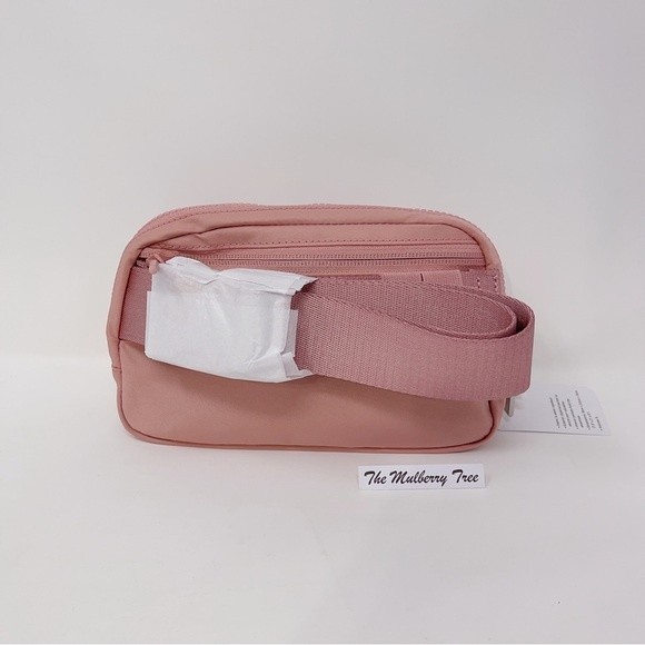 Lululemon Everywhere Belt Bag 1L Water Repellent NWT Fanny Pack Pink Pastel - Picture 7 of 16